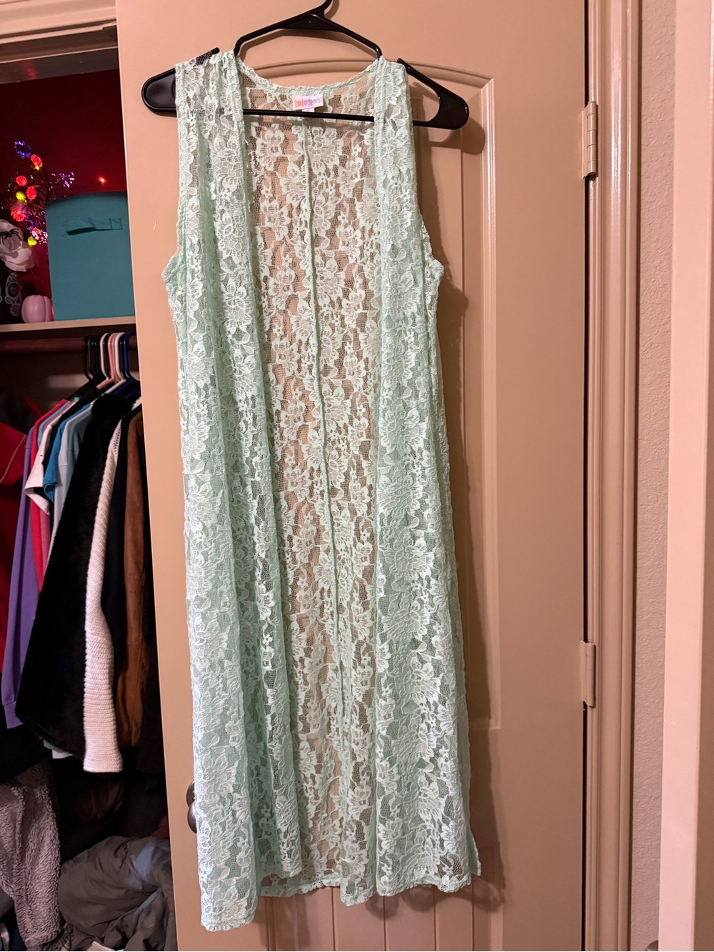LuLaRoe Joy Lace Duster Vest Mint Aqua Small